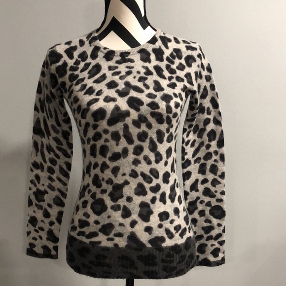 Magaschoni Black Gray Leopard Print Color block Cashmere Sweater - Picture 7 of 10